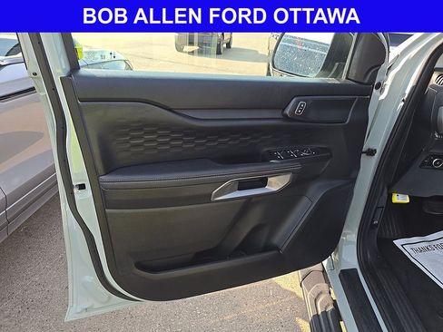 Used 2024 Ford Ranger XLT w/ Equipment Group 301A Mid AWD/4WD image 9