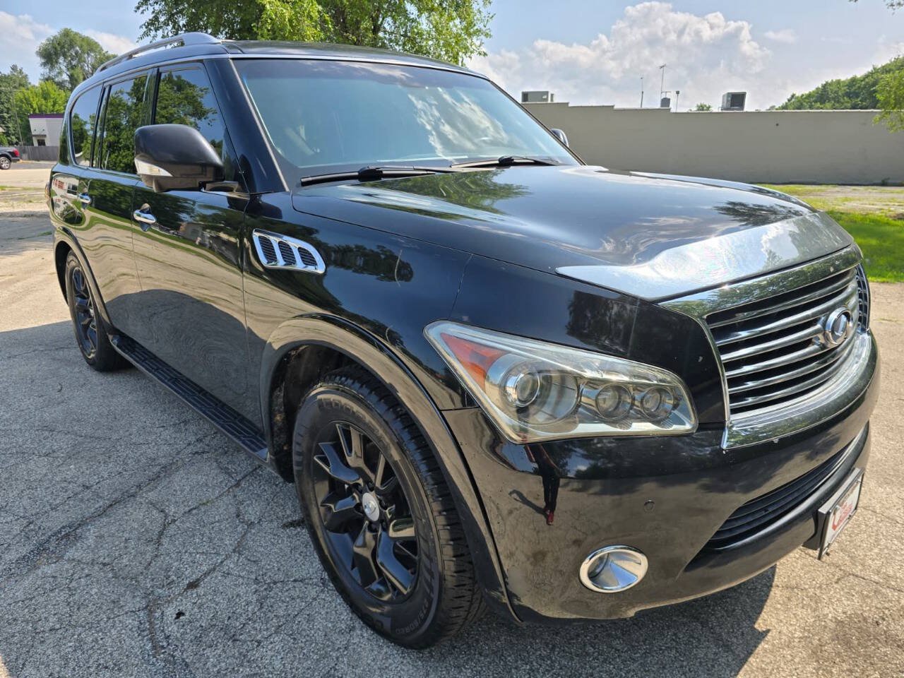 Used 2011 INFINITI QX56 4WD w/ Theater Pkg image 3