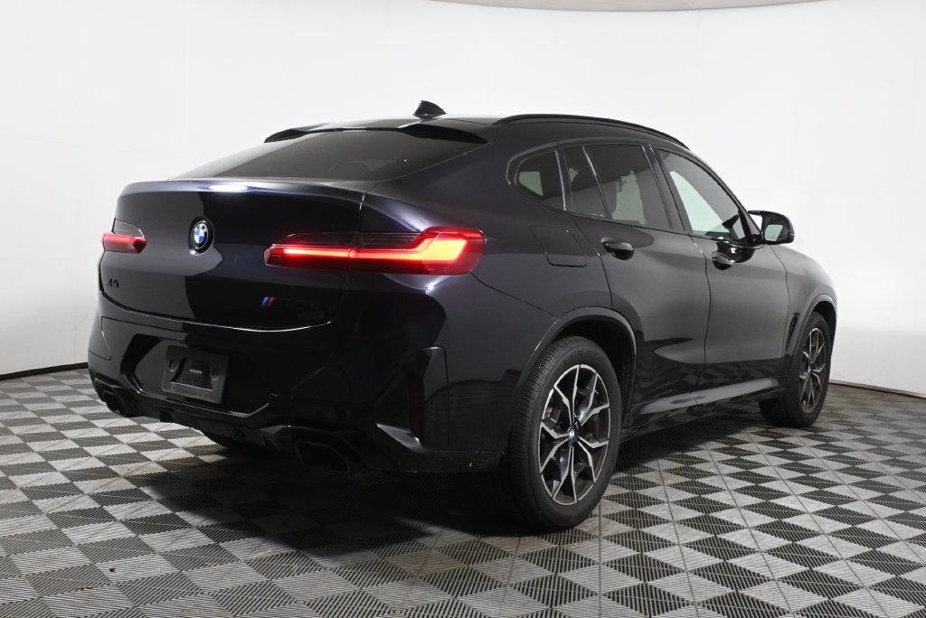 Certified 2023 BMW X4 M40i w/ Premium Package AWD/4WD image 11