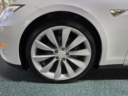 Used 2012 Tesla Model S Signature Performance RWD image 12