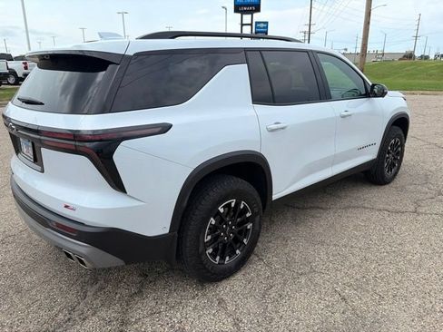 Used 2026 Chevrolet Traverse Z71 w/ Enhanced Driving Package AWD/4WD image 3