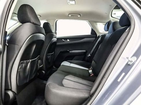 Used 2023 Kia K5 LXS image 25