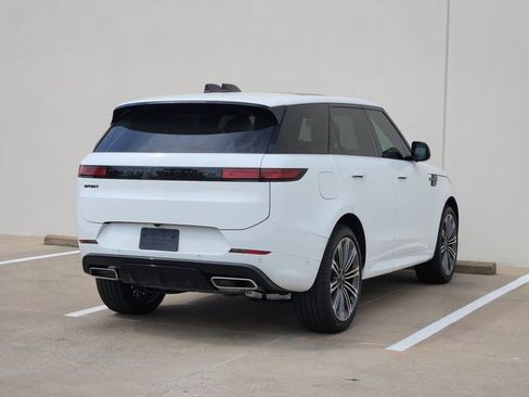 New 2026 Land Rover Range Rover Sport Dynamic SE image 4