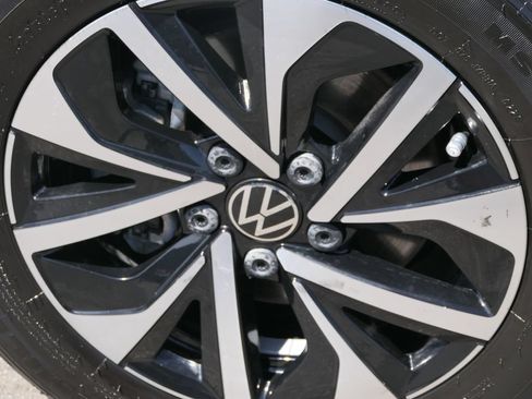 Used 2024 Volkswagen Jetta S FWD image 9