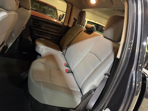 Used 2013 RAM 2500 Tradesman w/ Chrome Appearance Group image 25