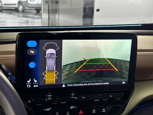 Certified 2024 Volkswagen ID.4 2WD image 18