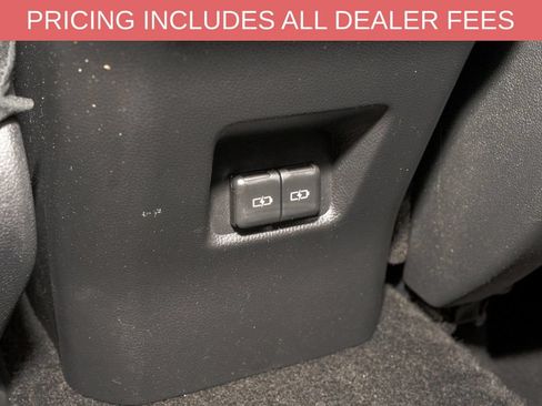 Used 2024 Toyota RAV4 XLE FWD image 7