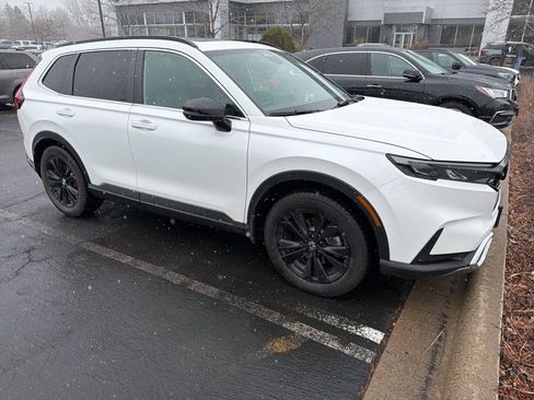 Used 2023 Honda CR-V Sport Touring image 6