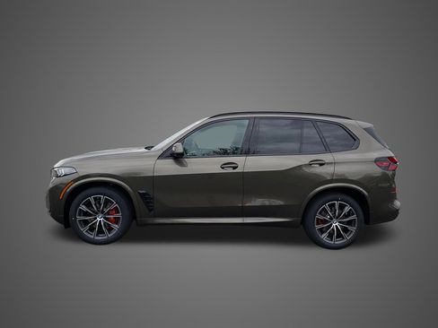 New 2026 BMW X5 xDrive40i w/ M Sport Package AWD/4WD image 9
