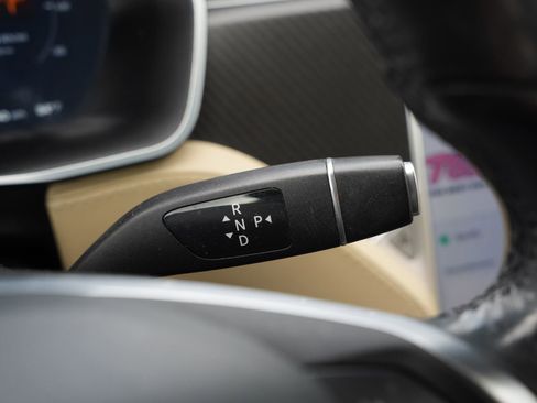 Used 2017 Tesla Model S 60D image 14