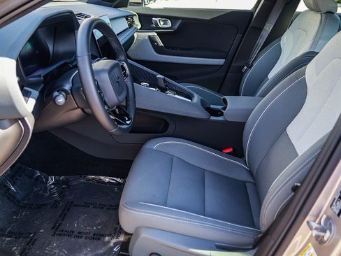 Used 2023 Polestar Polestar 2 w/ Pilot Pack image 18