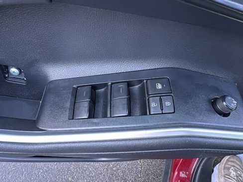 Used 2023 Toyota Highlander XSE AWD/4WD image 14