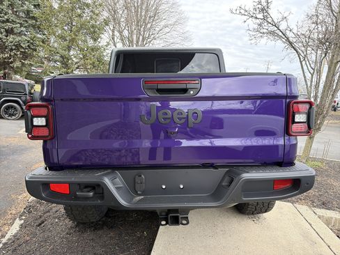 New 2026 Jeep Gladiator Sport AWD/4WD image 8