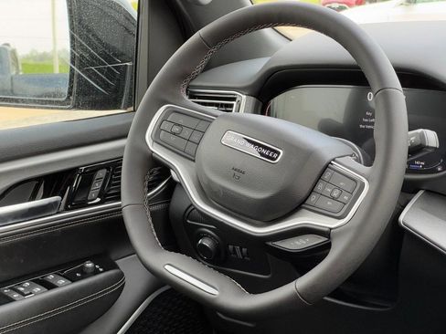 New 2026 Jeep Grand Wagoneer Limited AWD/4WD image 12