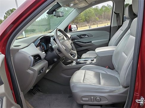 Used 2020 Chevrolet Traverse Premier image 6