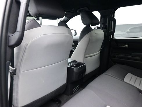 Used 2024 Toyota Tacoma TRD Sport image 10