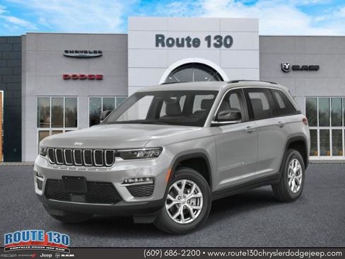 New 2025 Jeep Grand Cherokee Laredo X w/ Luxury Tech Group I image 1