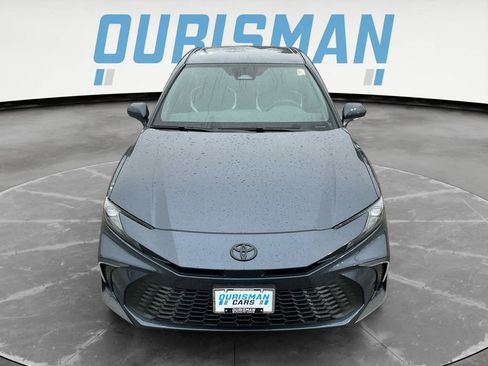 New 2026 Toyota Camry SE image 9