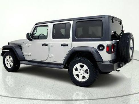 Used 2019 Jeep Wrangler Unlimited Sport S AWD/4WD image 6