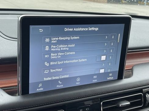 Used 2024 Lincoln Aviator Reserve image 16