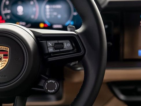 New 2026 Porsche Cayenne image 48