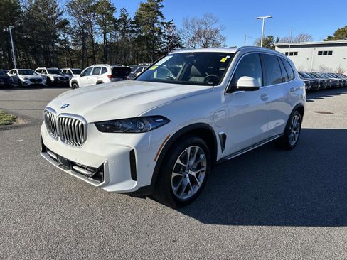 Used 2025 BMW X5 xDrive50e image 7