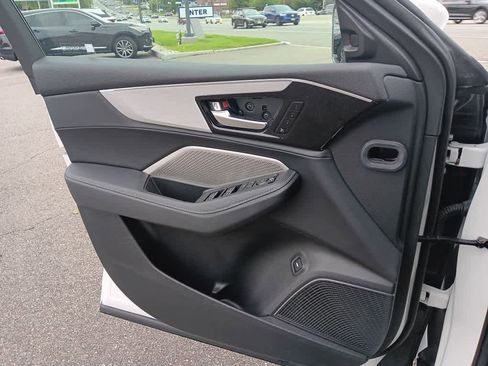 Used 2024 Acura MDX SH-AWD w/ Technology Package image 35