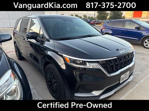 Certified 2022 Kia Carnival LX FWD image 2