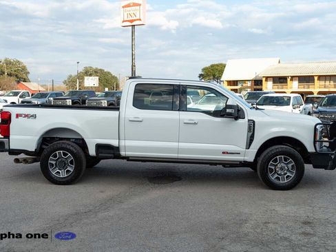 Used 2023 Ford F250 Lariat w/ Lariat Ultimate Package image 4
