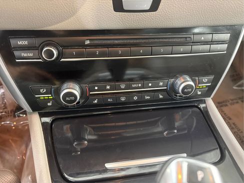Used 2011 BMW 535i xDrive AWD/4WD image 44