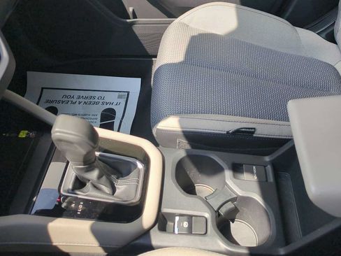 Certified 2025 Subaru Forester Premium AWD/4WD image 16