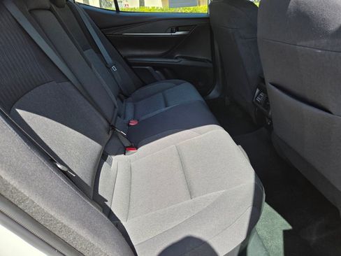 Used 2025 Toyota Camry LE image 13