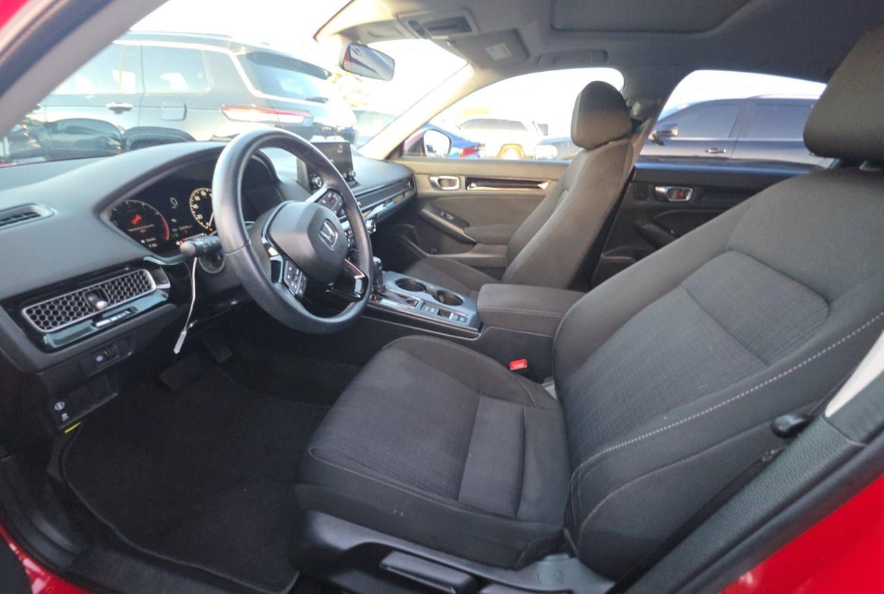 Used 2023 Honda Civic EX image 10