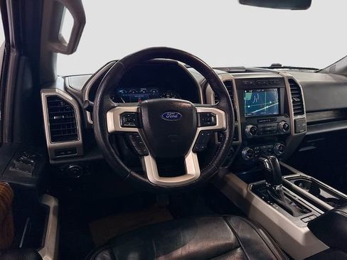 Used 2019 Ford F150 Lariat w/ Equipment Group 502A Luxury image 24