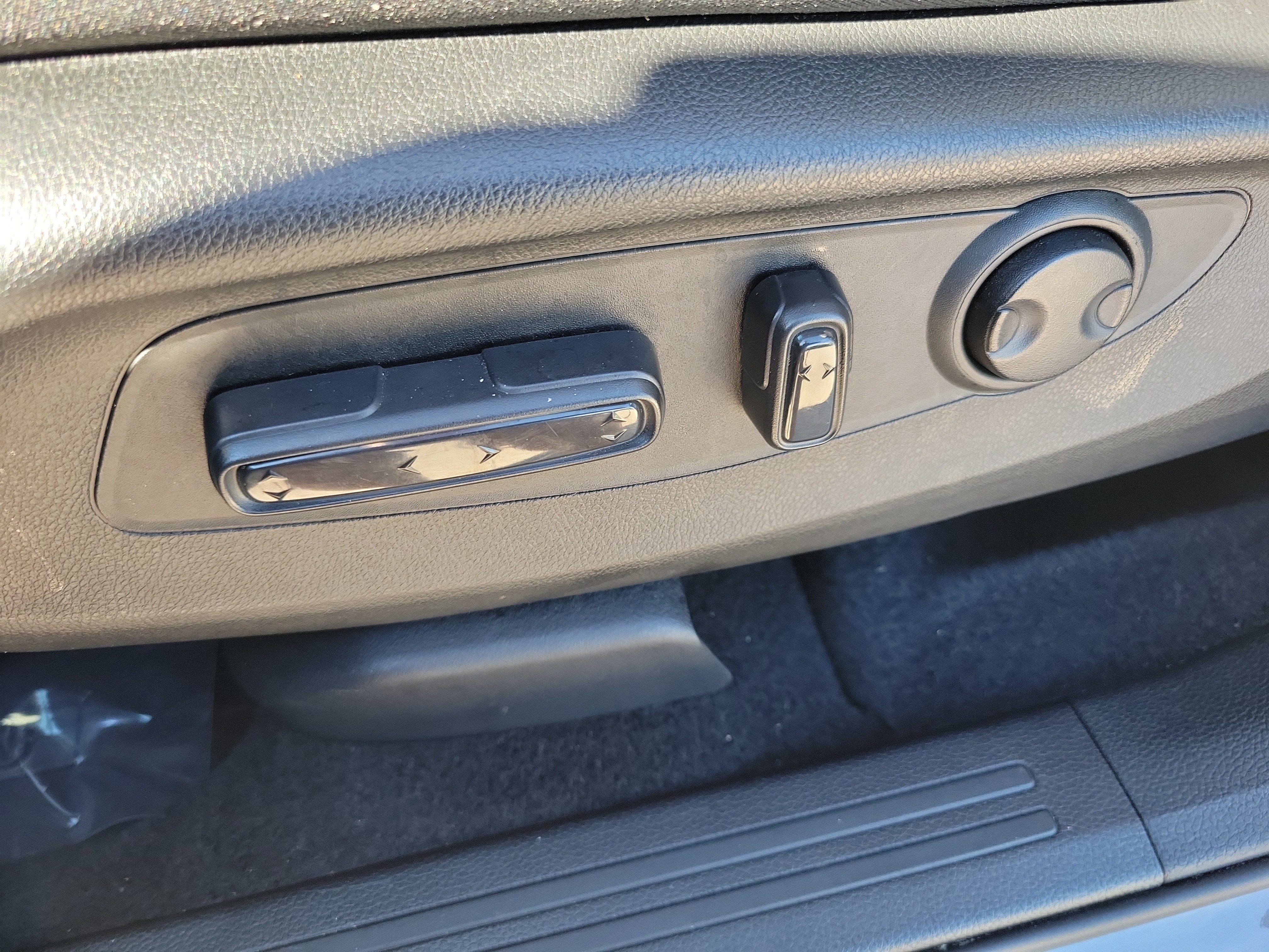 Used 2024 Honda CR-V EX image 23