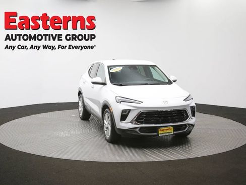 Used 2024 Buick Encore GX Preferred FWD image 45