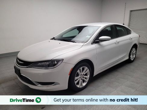 Used 2015 Chrysler 200 Limited w/ Convenience Group FWD image 1
