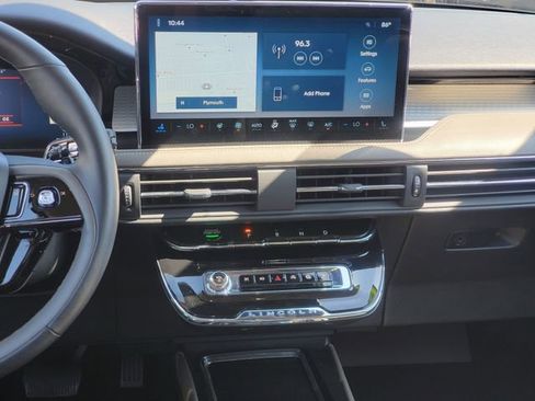 Certified 2023 Lincoln Corsair AWD w/ Equipment Group 101A image 24