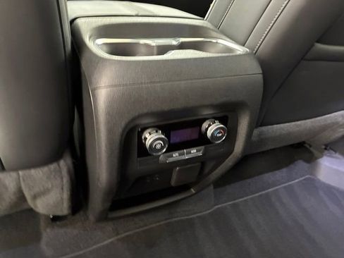 Used 2025 Buick Enclave Sport Touring w/ Super Cruise Package FWD image 19