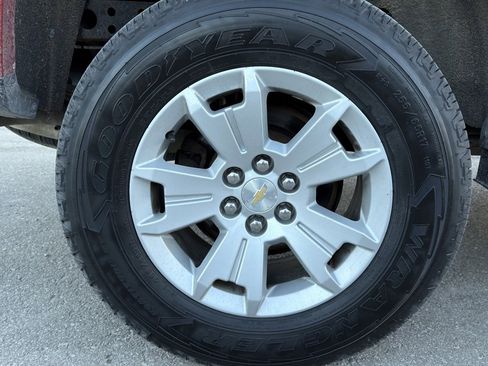 Used 2016 Chevrolet Colorado LT w/ LT Convenience Package image 23