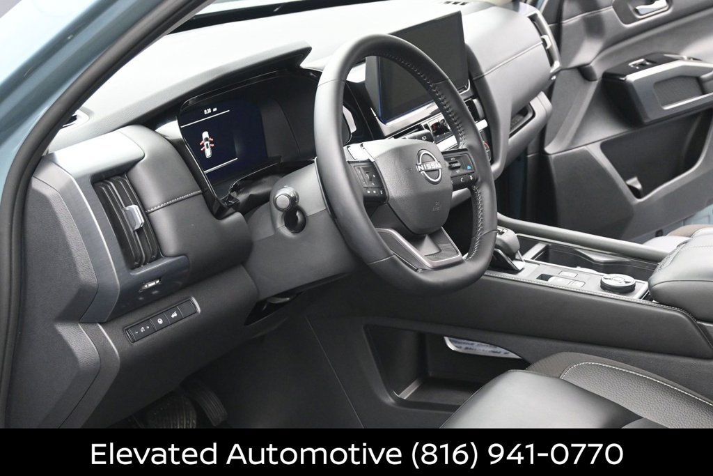 Certified 2026 Nissan Pathfinder SL AWD/4WD image 7