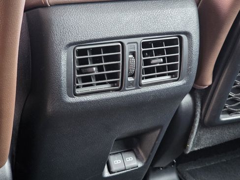 Used 2024 Toyota 4Runner Limited RWD image 13