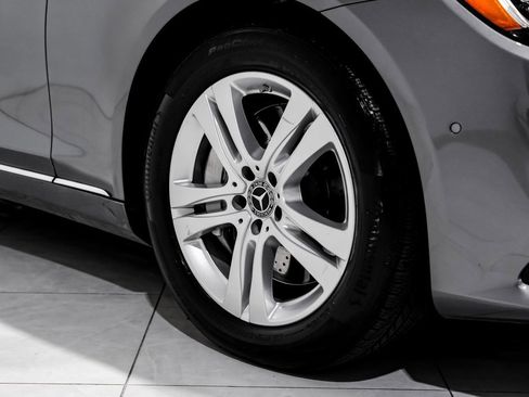 Used 2019 Mercedes-Benz S 560 4MATIC Sedan image 56