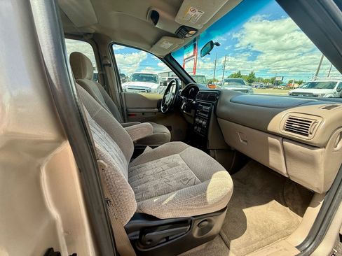 Used 2003 Pontiac Montana Extended w/ Convenience Package #1 FWD image 17