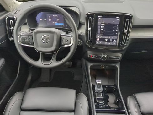 Used 2026 Volvo XC40 B5 Plus AWD/4WD image 51