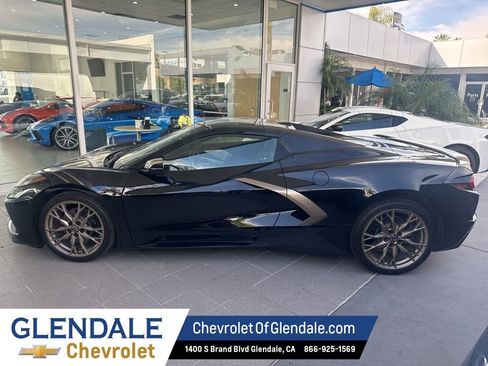 Used 2024 Chevrolet Corvette Stingray Preferred Conv image 3