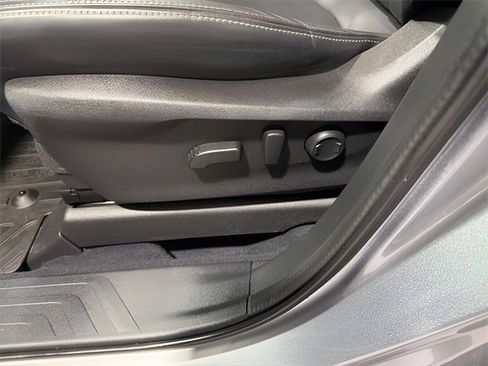 Certified 2021 Subaru Ascent Limited w/ Technology Package image 13