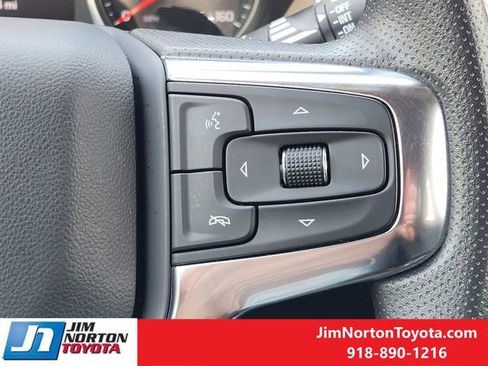 Used 2025 Chevrolet Blazer LT AWD/4WD image 28