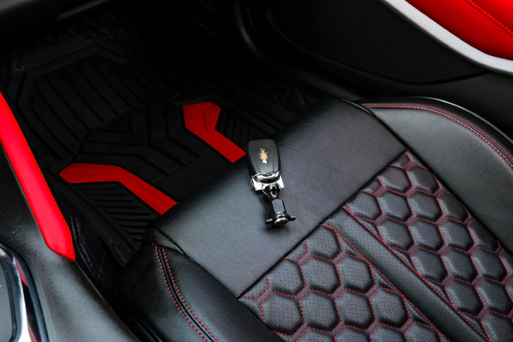Used 2022 Chevrolet Camaro SS RWD image 55