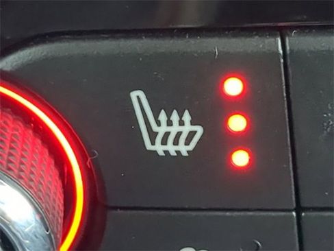 Used 2024 Buick Enclave Premium image 28